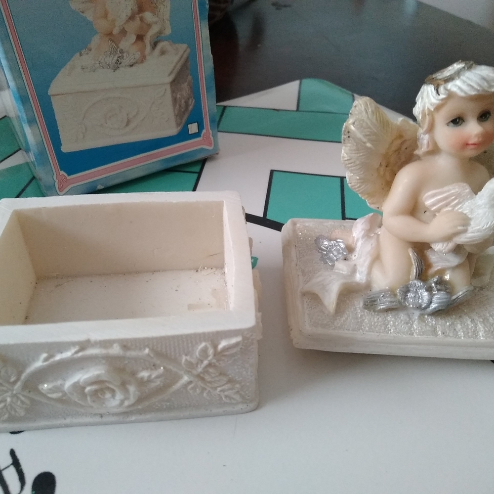 Keepsake box - Picture 3 of 3